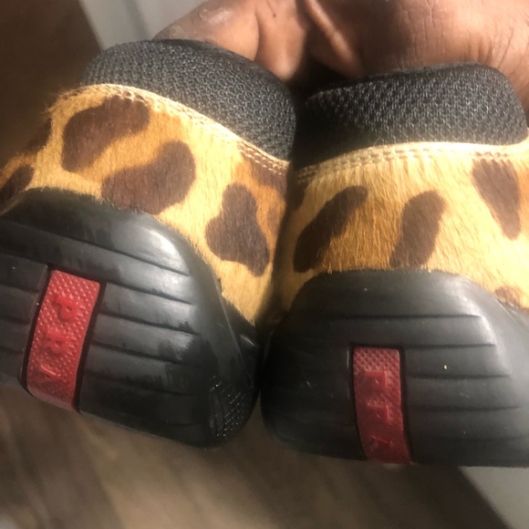 Leopard print Prada’s sz 9 limited edition - Picture 3 of 4